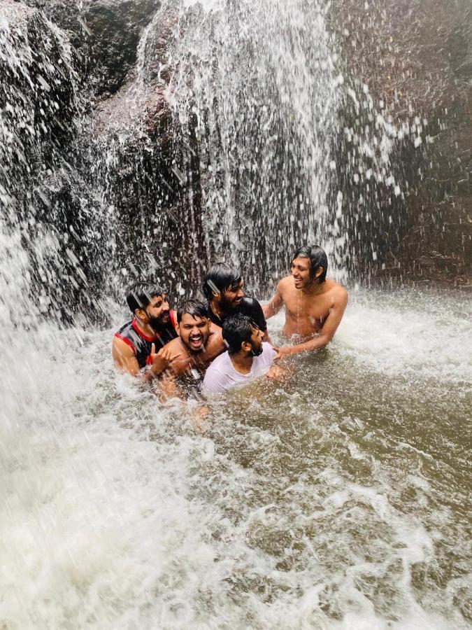 Desire Village Rakwana Luaran gambar