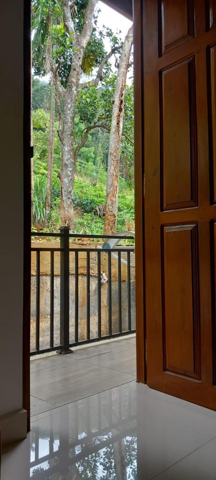 Desire Village Rakwana Luaran gambar