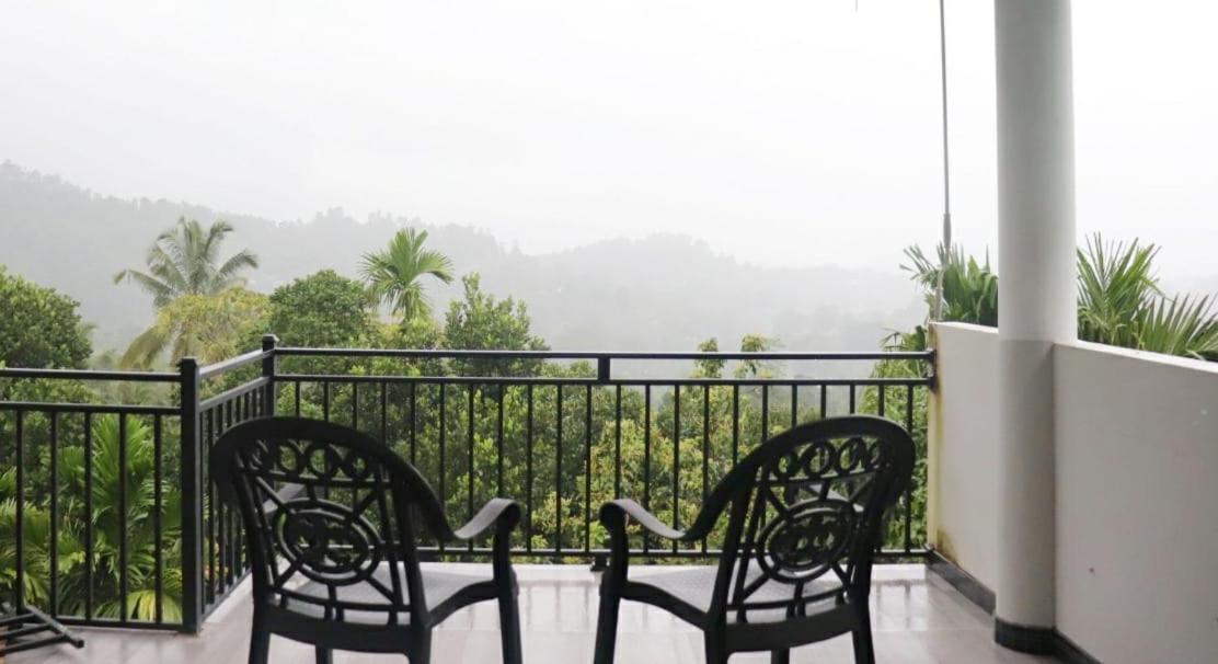 Desire Village Rakwana Luaran gambar